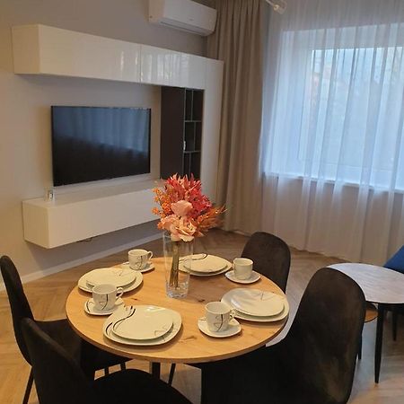 Modern Apartment Opole Bagian luar foto